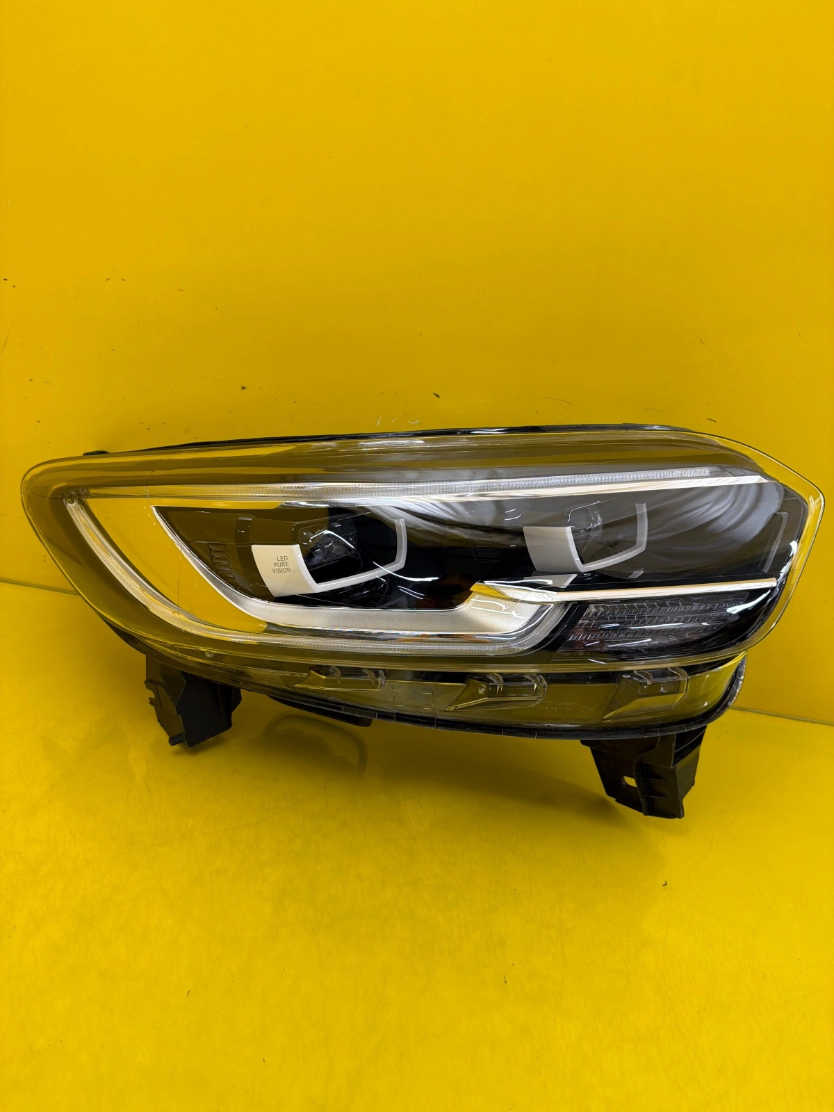Far Dreapta Renault Kadjar 18 22 LED