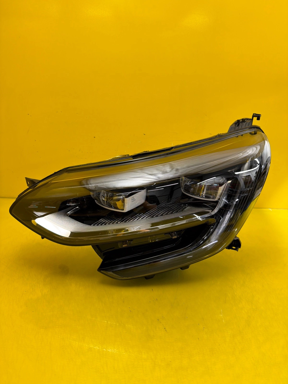 Far Renault Megane IV Full LED