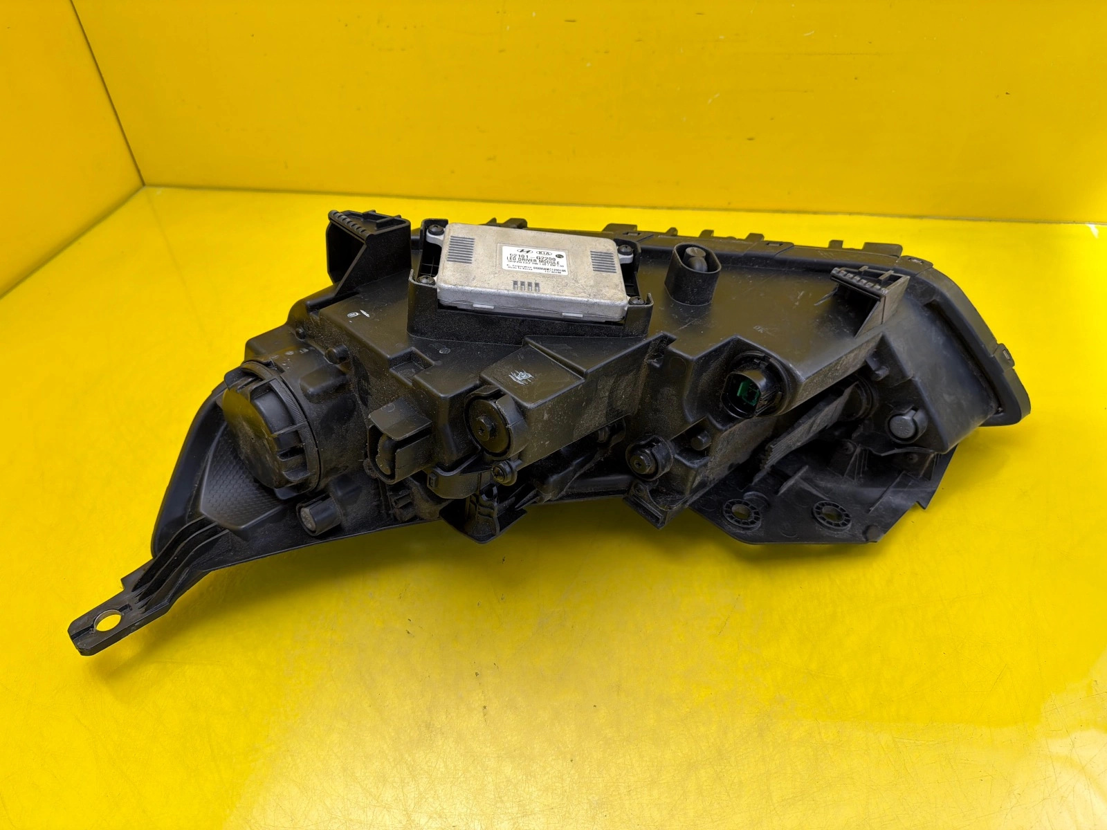 Far Dreapta Hyundai Ioniq Lift Full LED - Image 4
