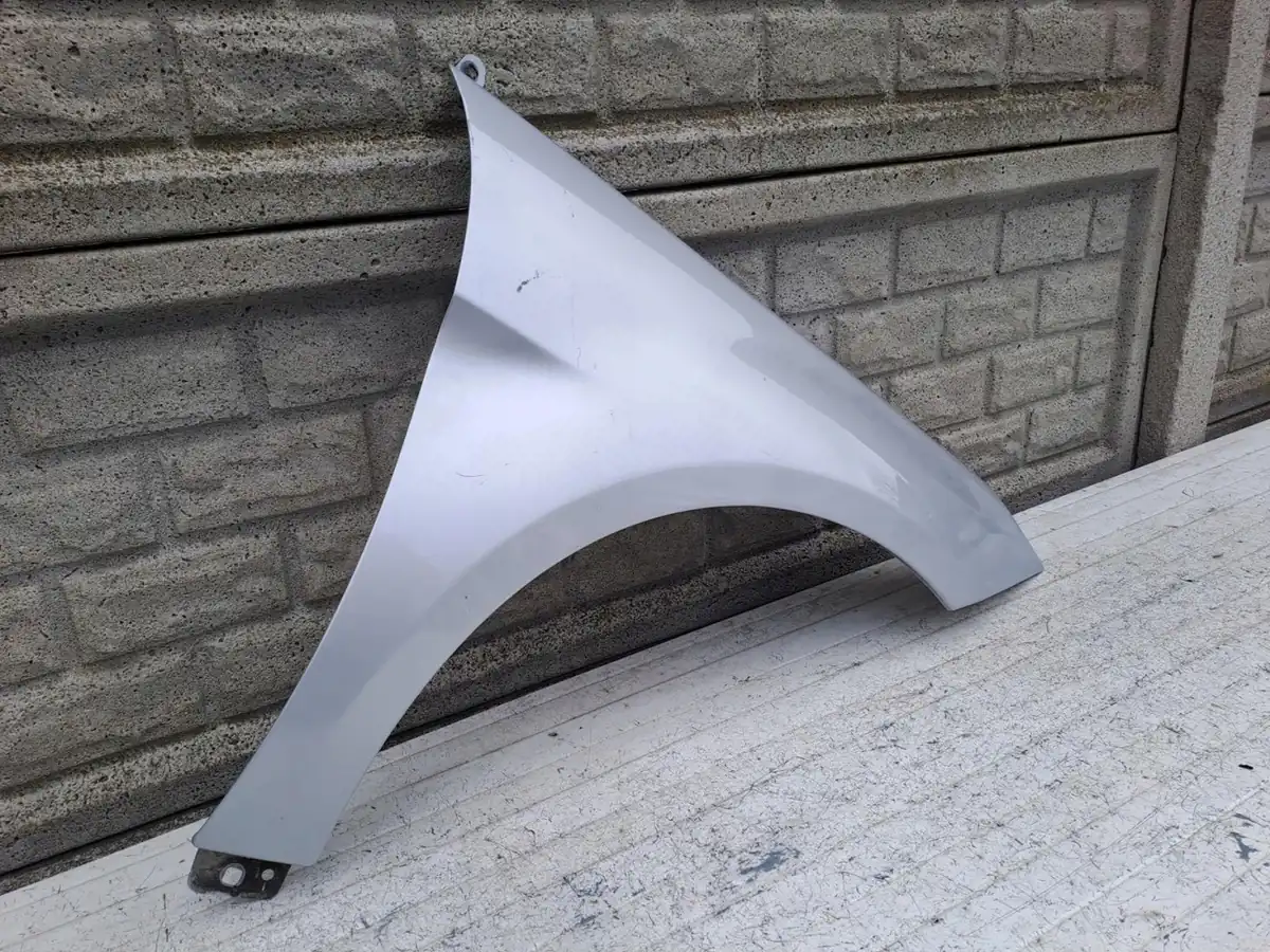 Aripa fata dreapta Mercedes-Benz B Klasa W245 W B Klasa W 245