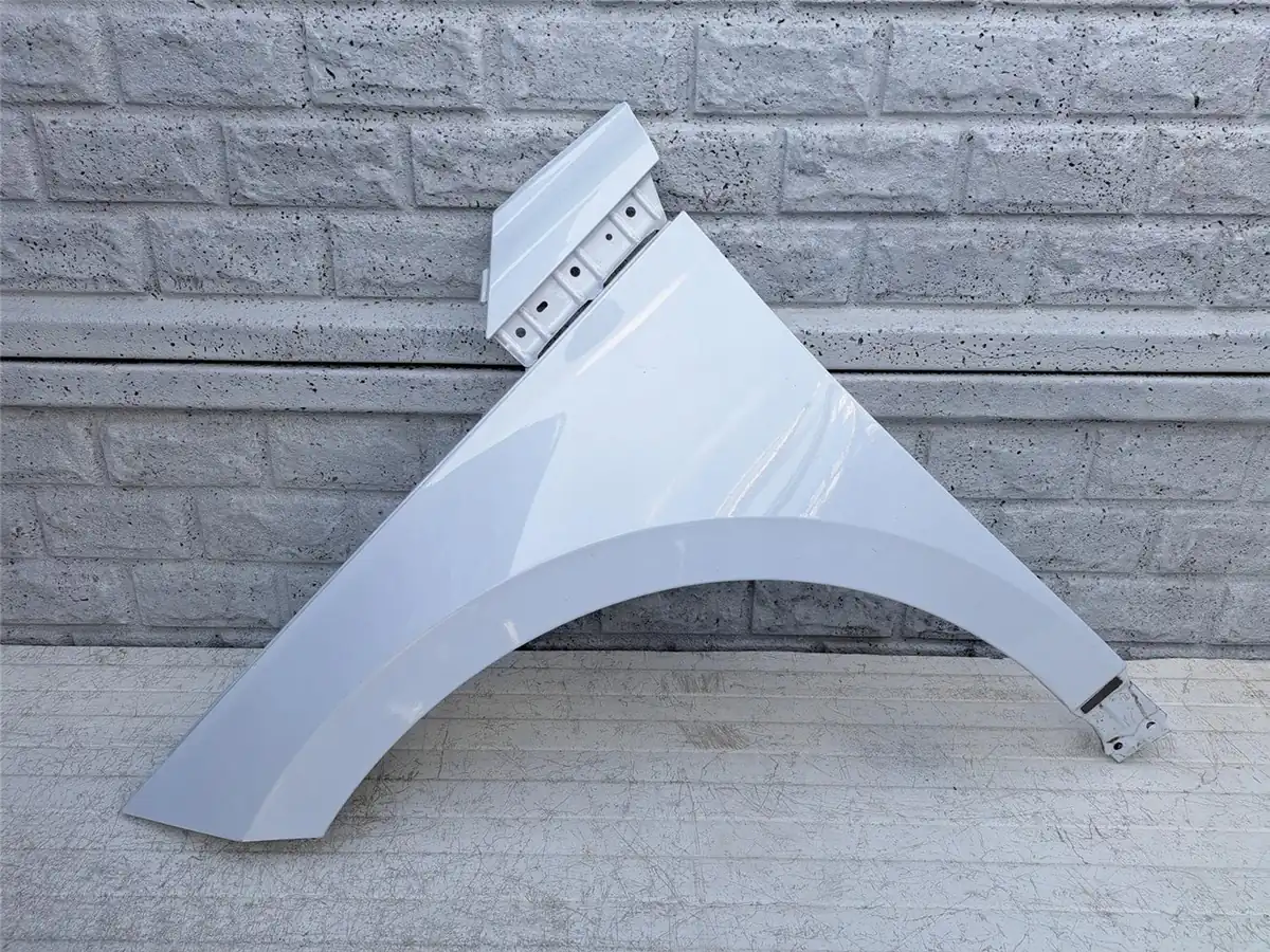 Aripa fata stanga Skoda 21 24 Oryginal