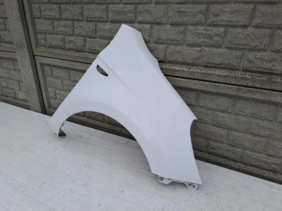 Aripa fata dreapta Hyundai I20 08 12