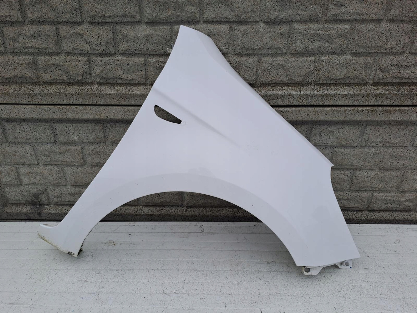 Aripa fata dreapta Hyundai I20 08 12