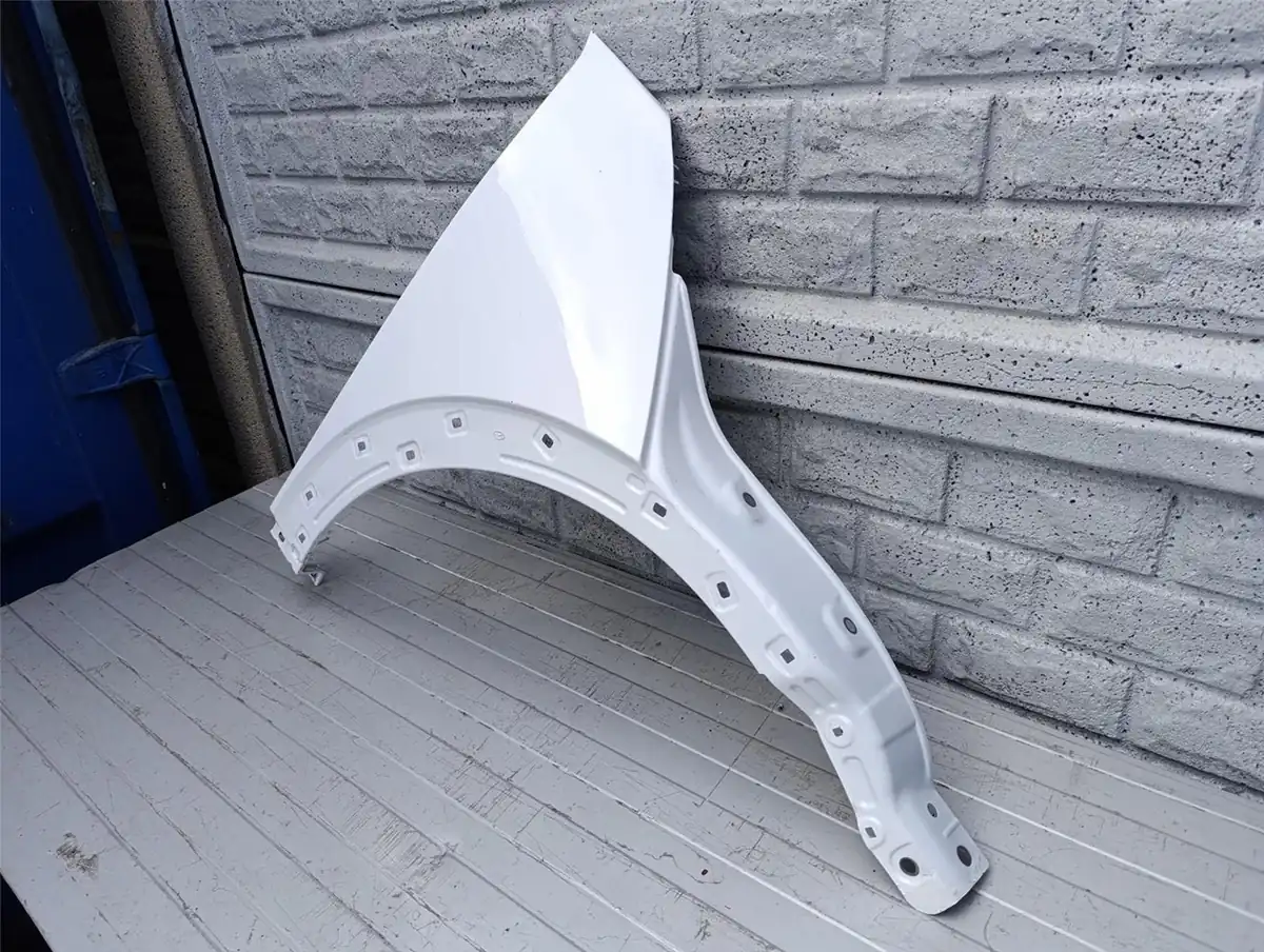 Aripa fata dreapta Hyundai 5 V 21 23 Oryginal