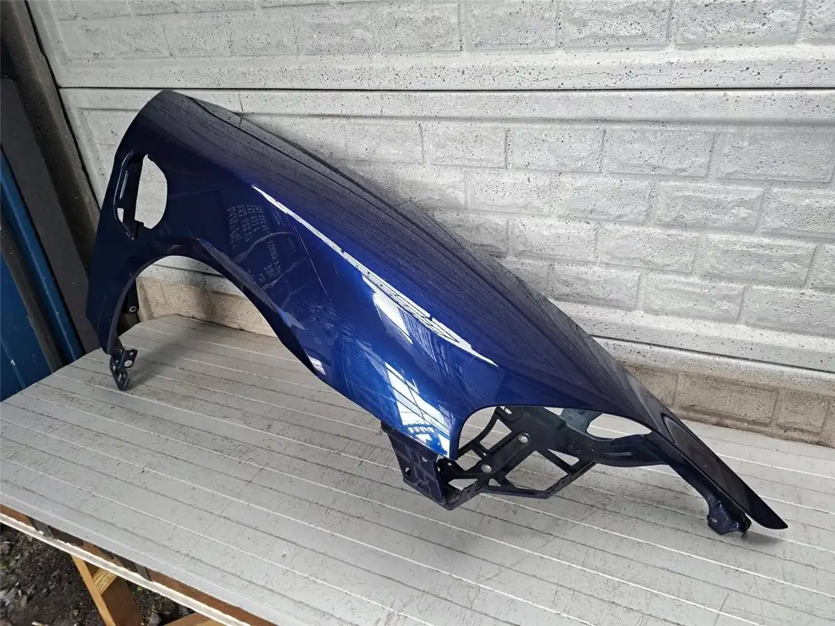 Aripa fata dreapta Porsche 9j1 Oryginal