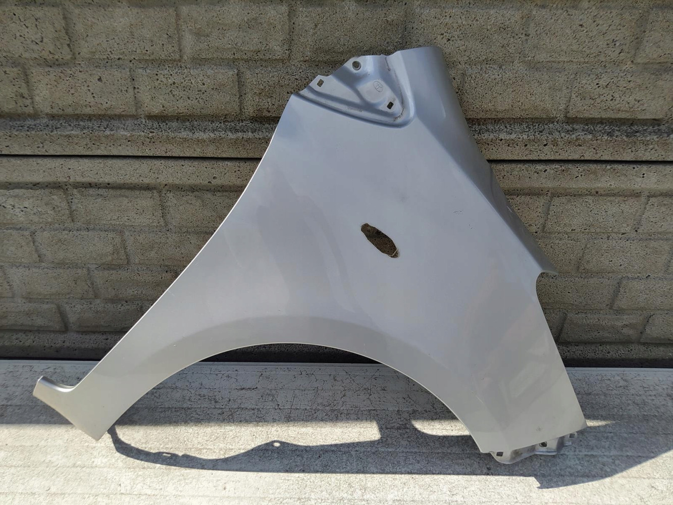 Aripa fata dreapta Toyota 2 Ii 2005 2012