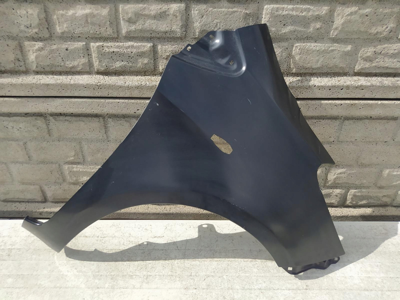 Aripa fata dreapta Toyota 2 Ii 2005 2012