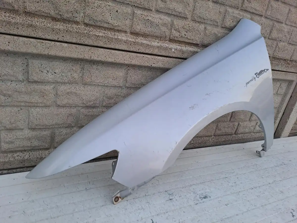 Aripa fata stanga Honda 03 08