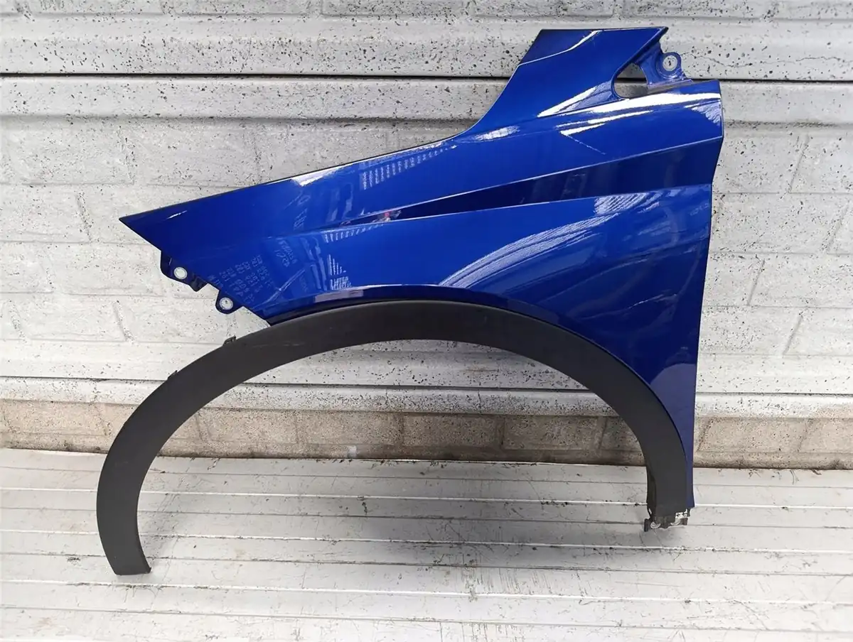 Aripa fata stanga Hyundai 17713073358