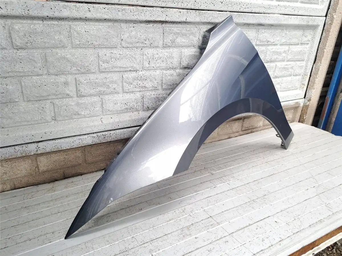 Aripa fata stanga Volkswagen B9 2023 2025 Oryginal