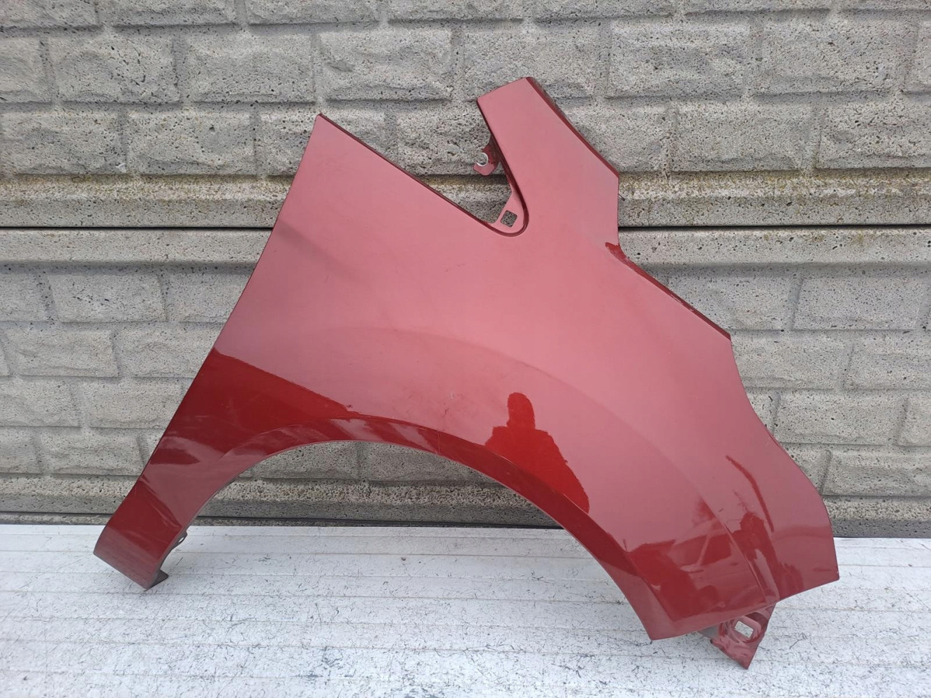Aripa fata dreapta Ford 12 20
