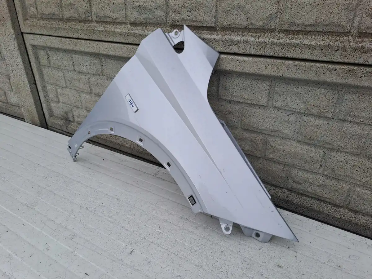 Aripa fata dreapta Hyundai 13453448358