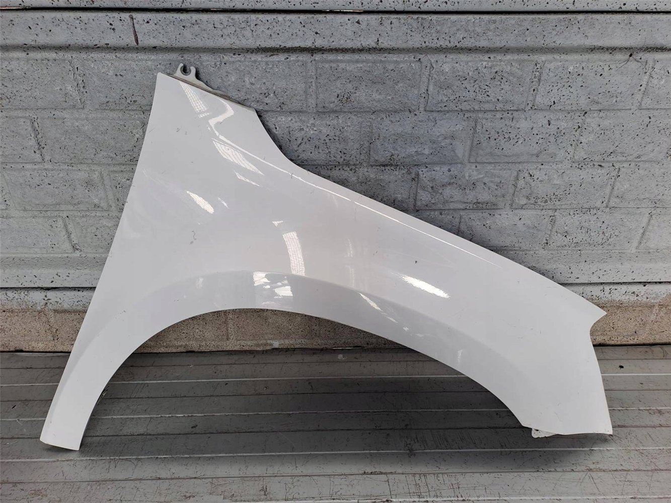 Aripa fata dreapta Skoda 13 18 Oryginal