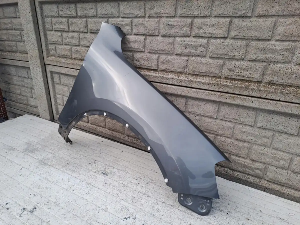 Aripa fata dreapta Volkswagen 7p 2010 2014