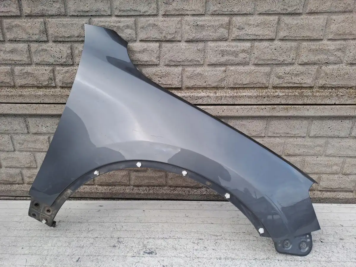 Aripa fata dreapta Volkswagen 7p 2010 2014