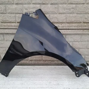 Aripa fata dreapta Toyota Corolla Sedan E21 E210 19 24