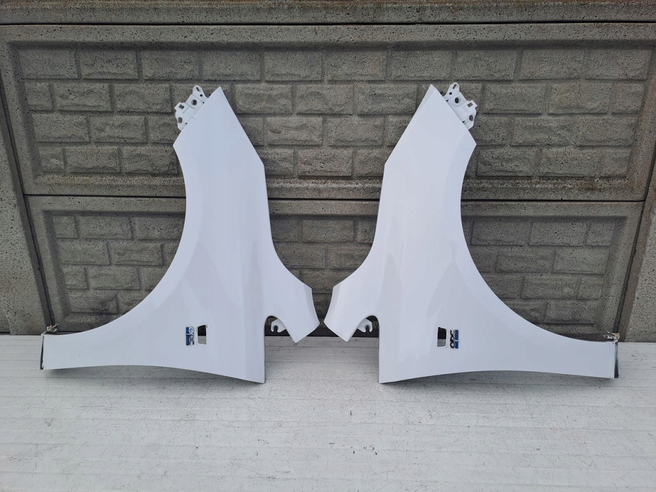 Aripa fata stanga Toyota Corsa E 2015 2019