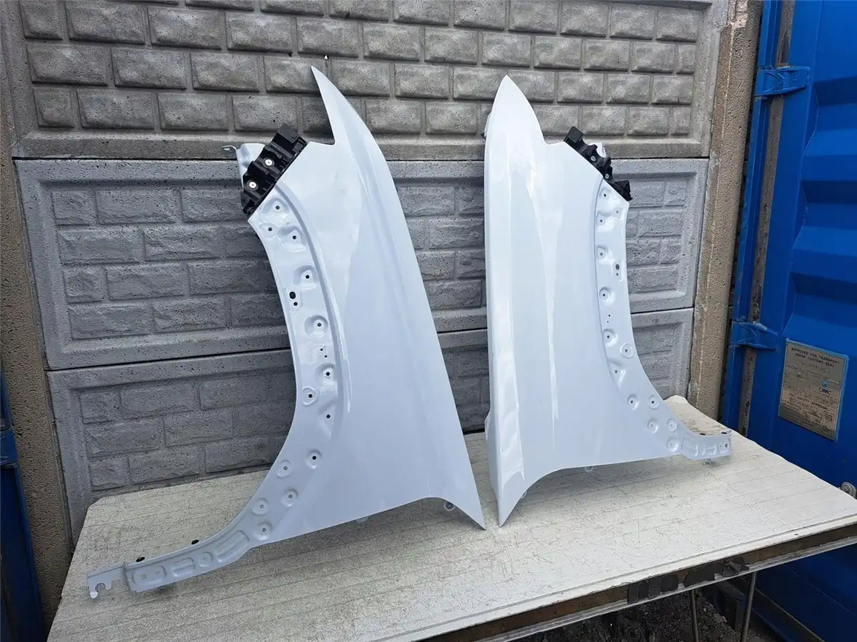 Aripa fata stanga Dacia Duster Iii 3 2024