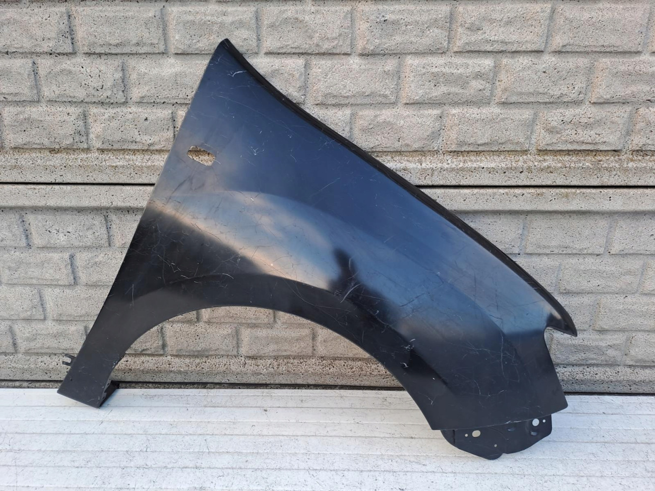 Aripa fata dreapta Dacia Sandero Logan 13 20
