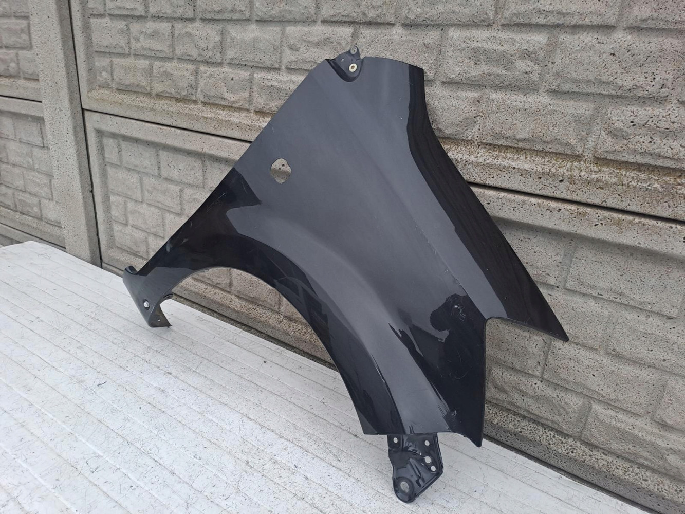 Aripa fata dreapta Pozostale Daihatsu Sirion - Image 2