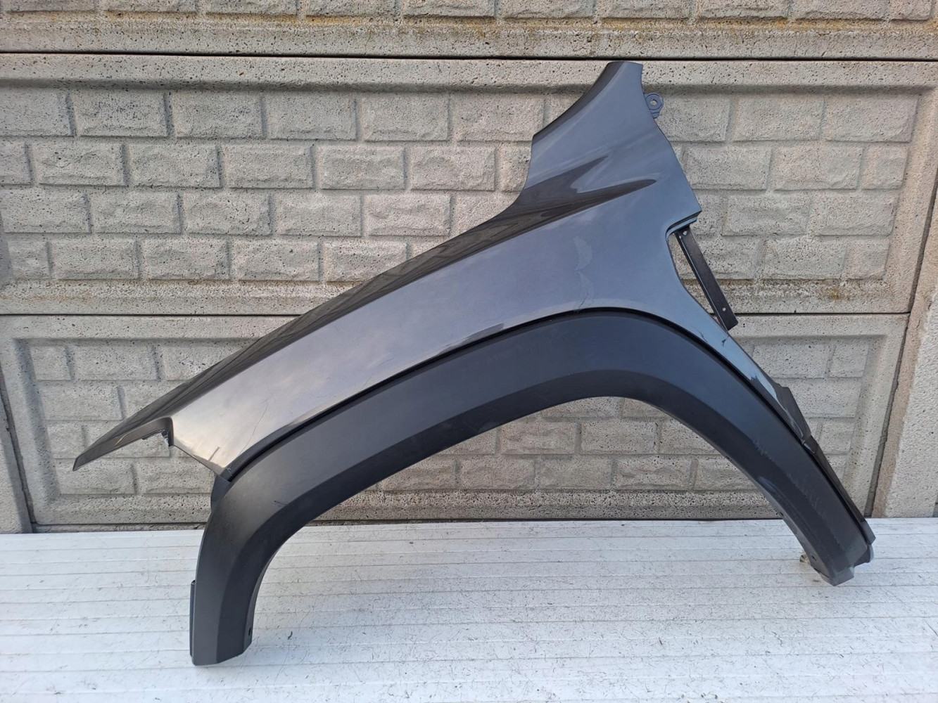 Aripa fata stanga Pozostale Dodge Ram Trx 2021 2024