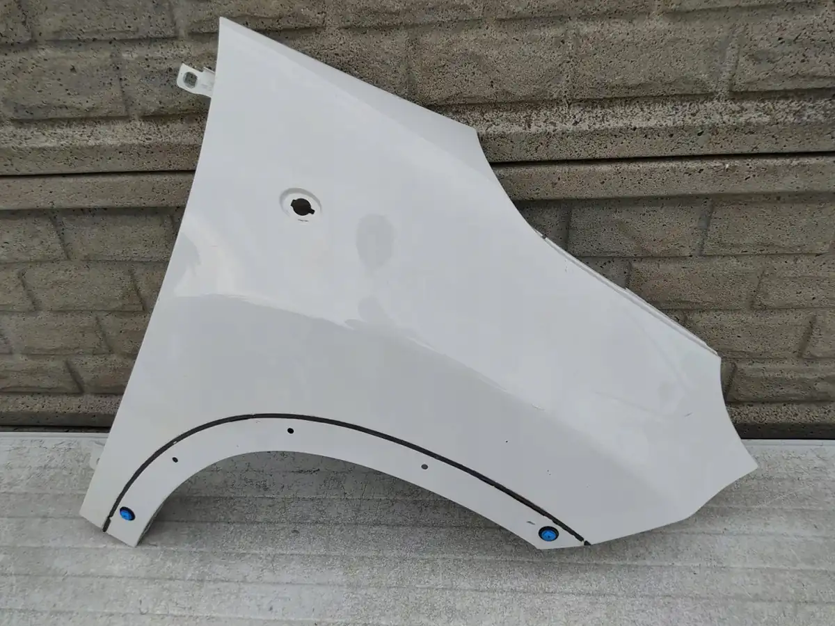 Aripa fata dreapta Fiat 500l Trekking