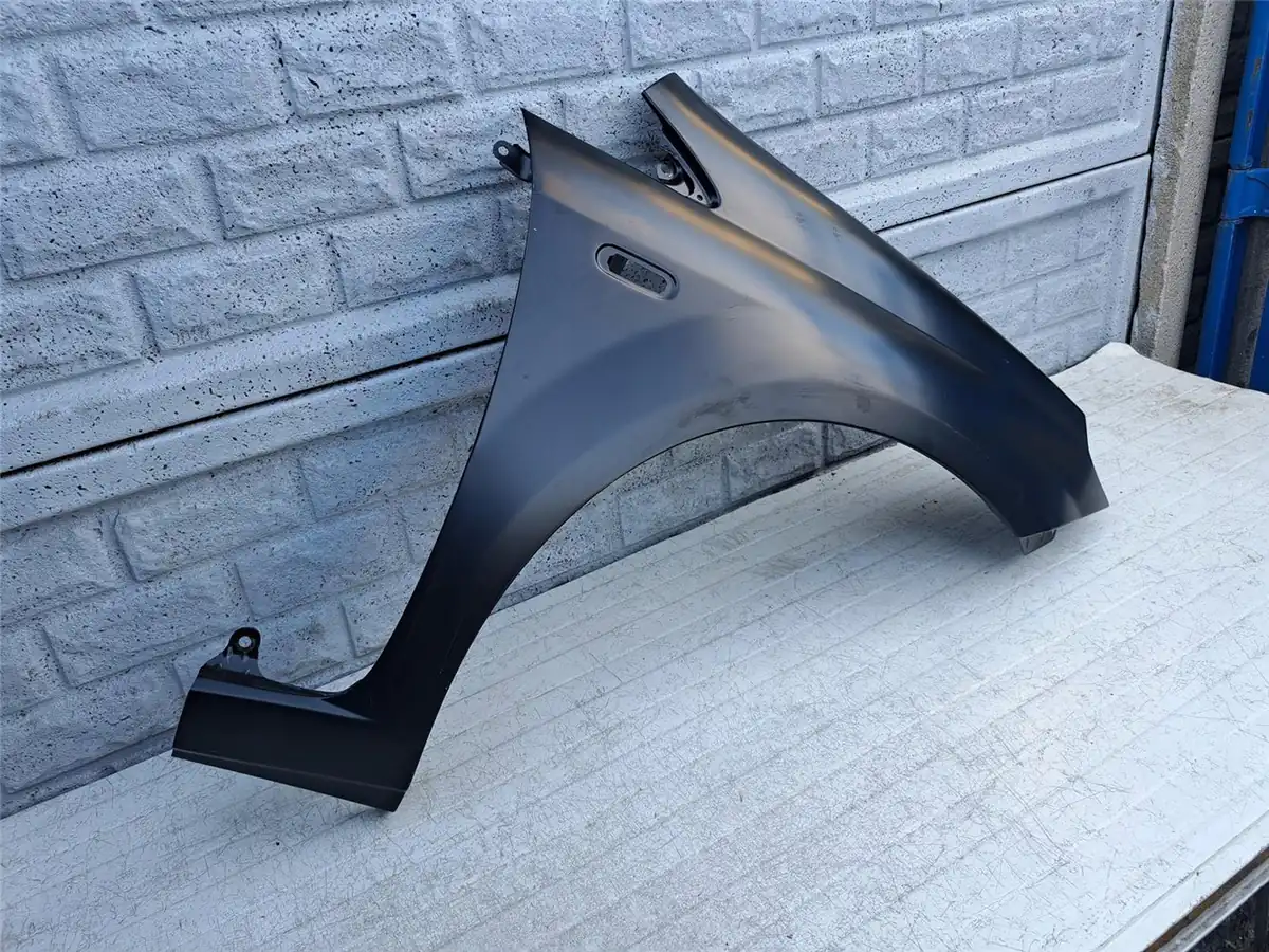 Aripa fata dreapta Fiat Grande Punto Evo 05 17