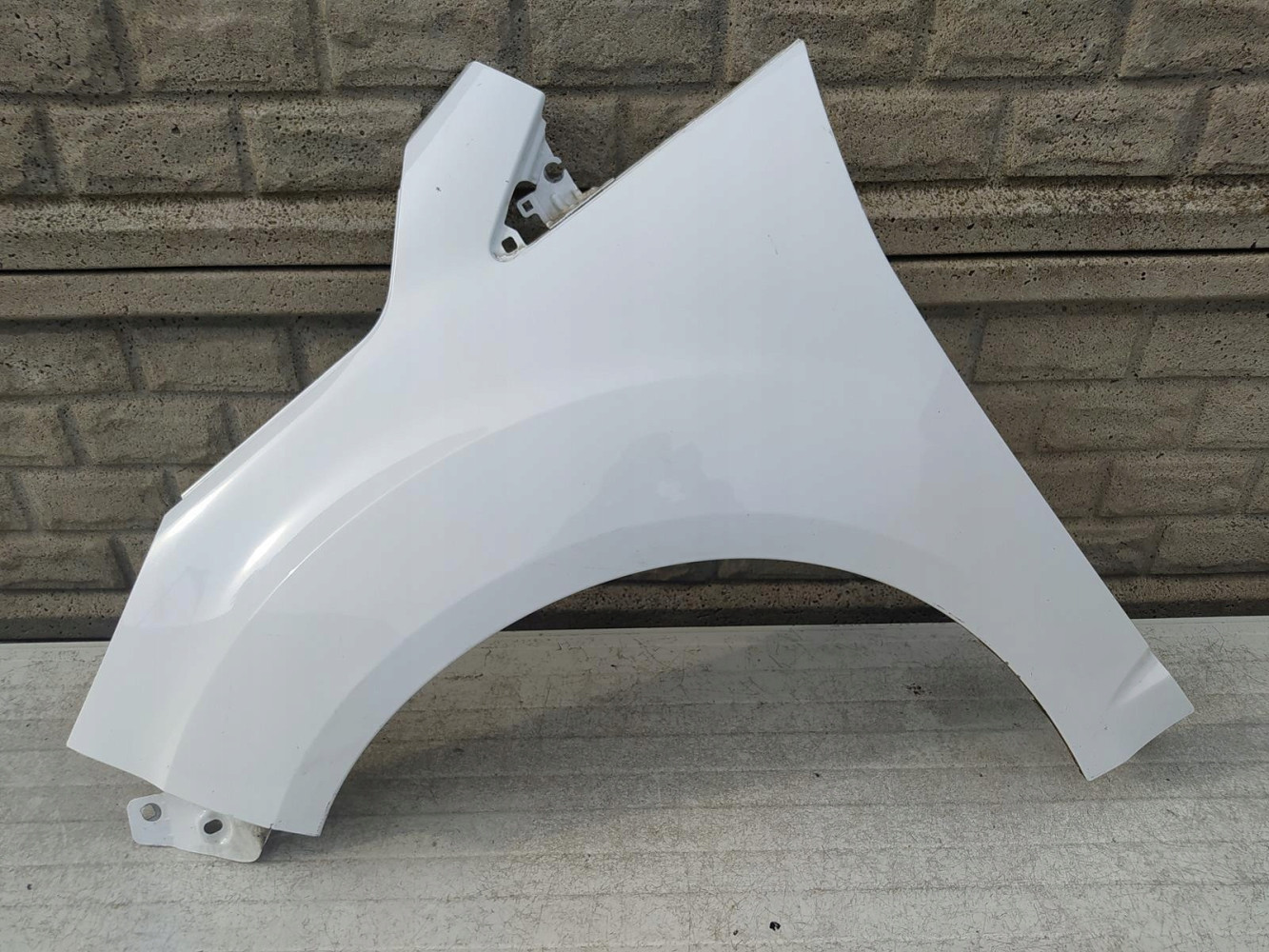 Aripa fata stanga Ford C Max Mk2 11 19