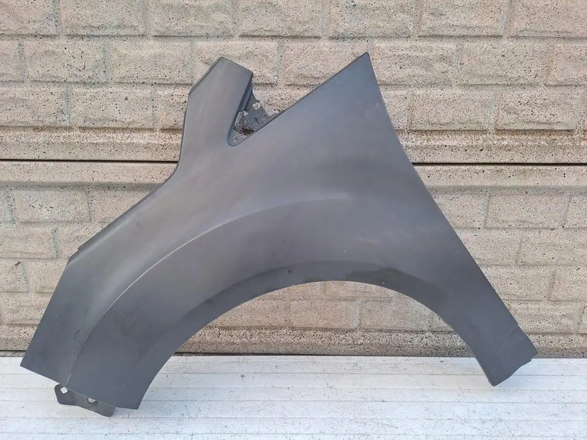 Aripa fata stanga Ford C Max Mk2 11 19