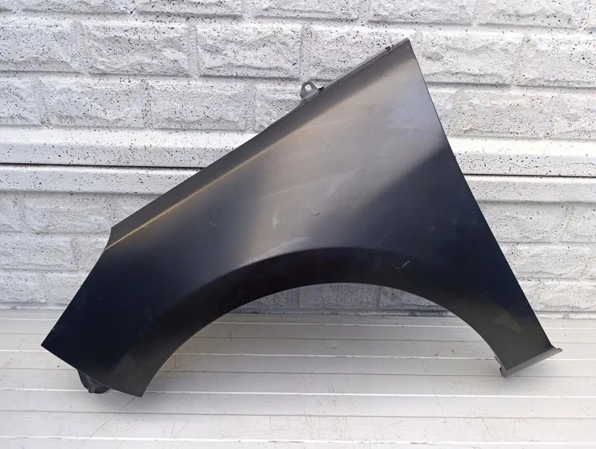 Aripa fata necunoscut Ford Fiesta Mk8 Active 17 24