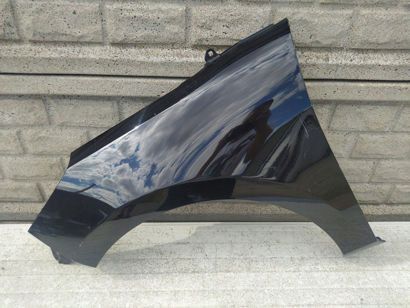 Aripa fata stanga Ford Fiesta Mk8 Mk 8 16 22