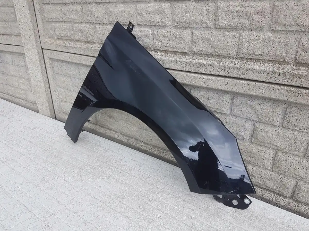 Aripa fata dreapta Ford Focus Mk3 11 18
