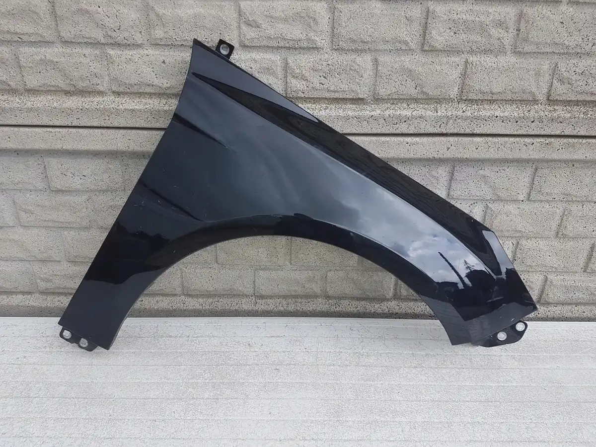 Aripa fata dreapta Ford Focus Mk3 11 18
