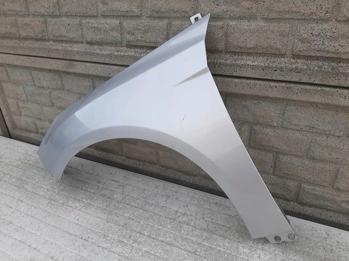 Aripa fata stanga Ford Focus Mk3 2011 2018