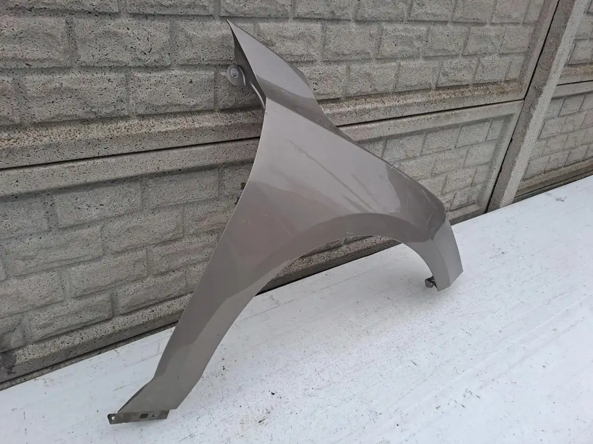 Aripa fata dreapta Ford Focus Mk4 Mk 4 18 24