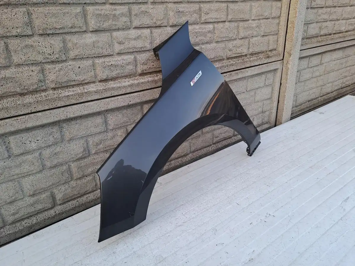 Aripa fata stanga Ford Focus Mk4 Mk 4