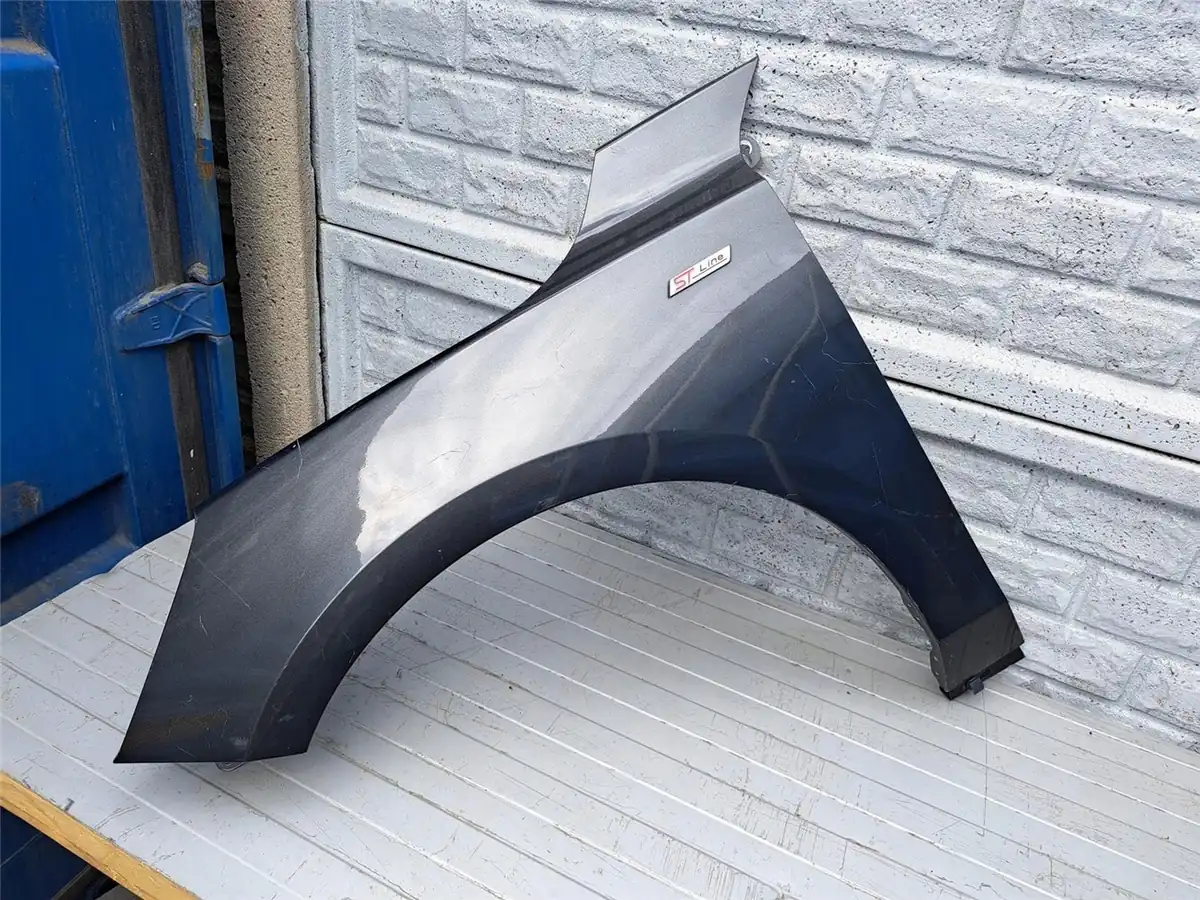 Aripa fata stanga Ford Focus Mk4 Mk 4