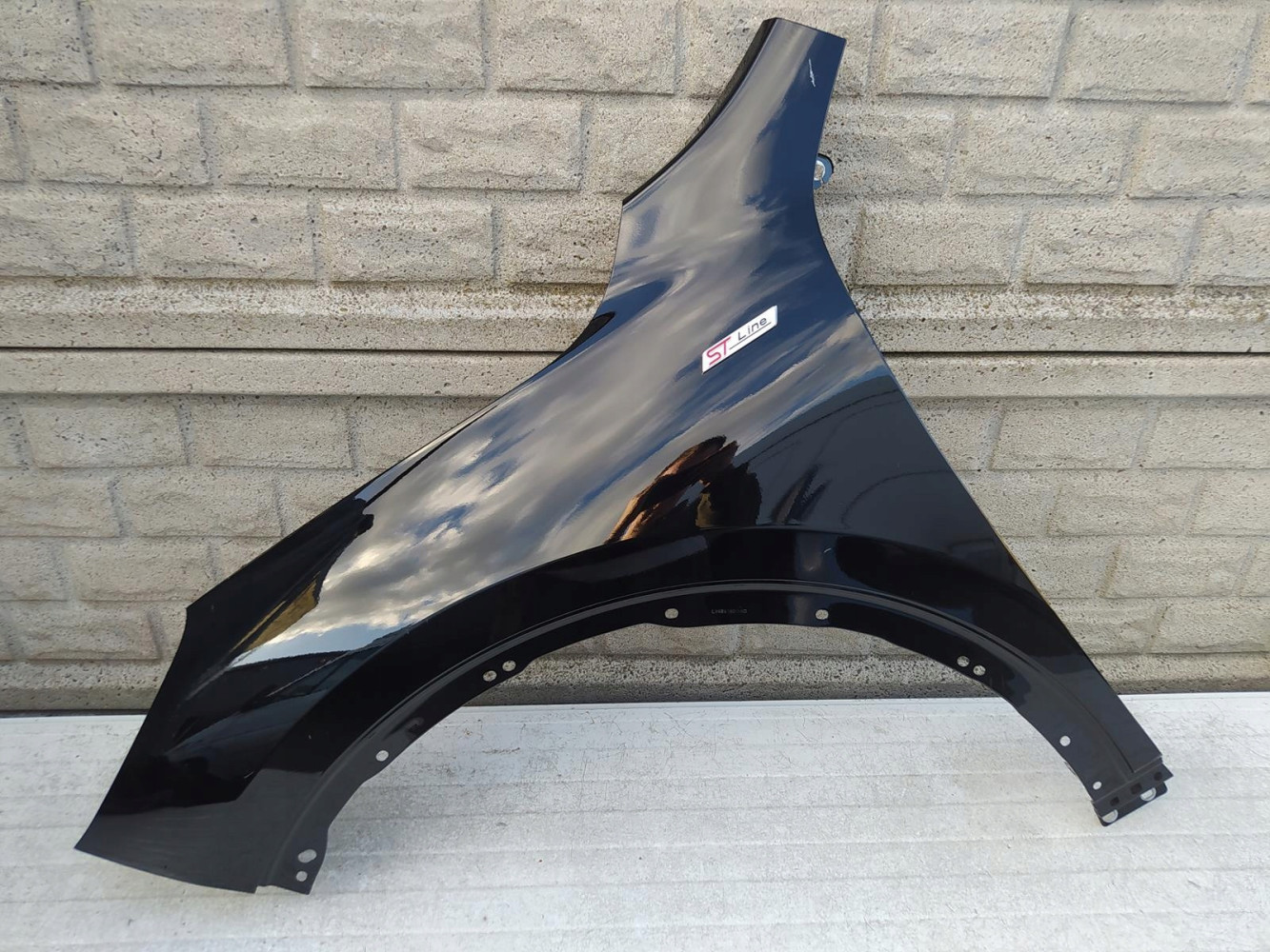 Aripa fata stanga Ford Kuga Escape Mk3 20 22