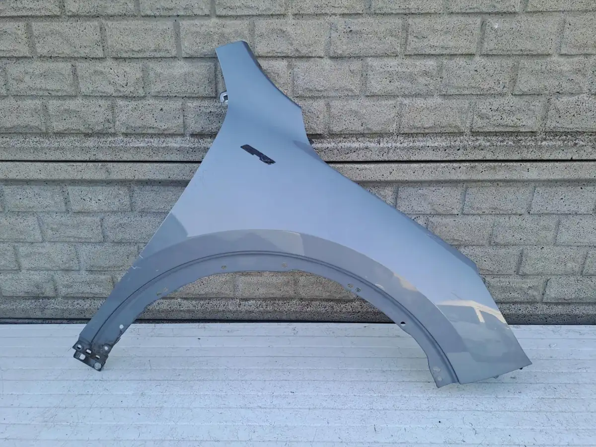 Aripa fata dreapta Ford Kuga Escape Mk3 20 23