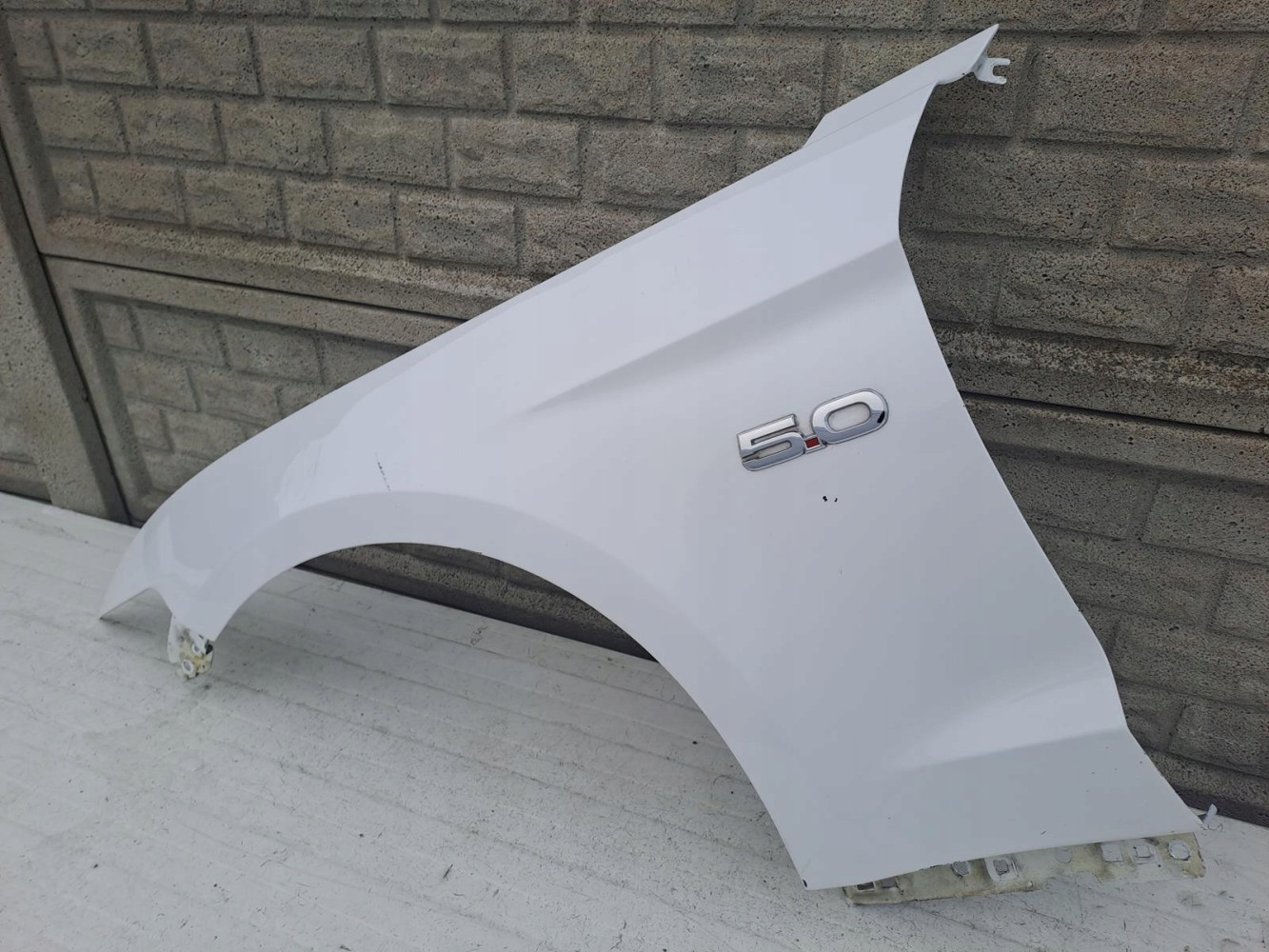 Aripa fata stanga Ford Mustang Vi 14 18 - Image 3