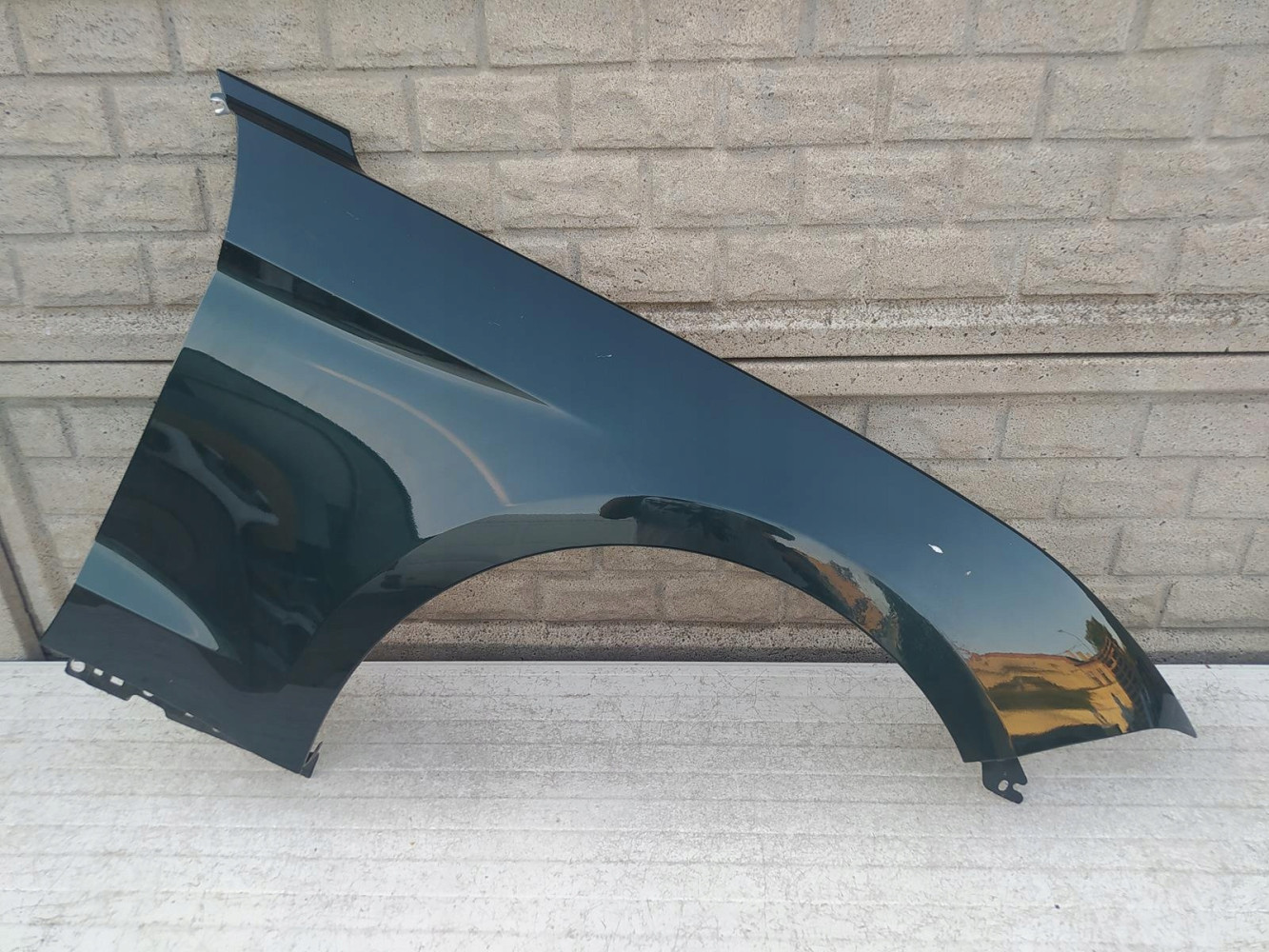 Aripa fata dreapta Ford Mustang Vi Lift 18 22