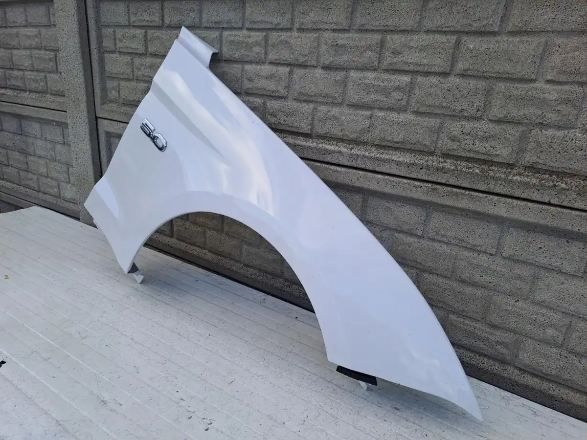 Aripa fata dreapta Ford Mustang Vi Lift 18 22