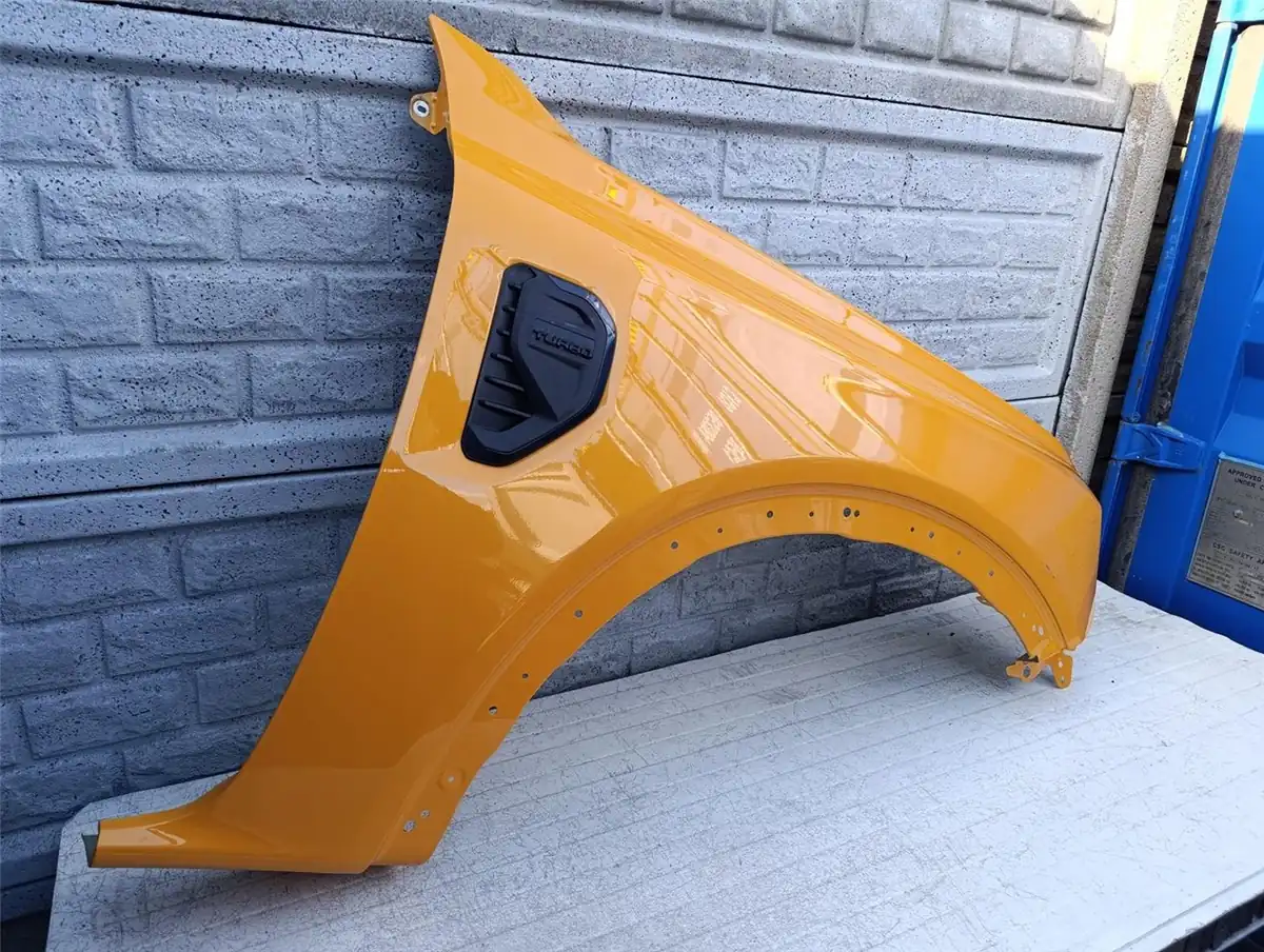 Aripa fata dreapta Ford Ranger Ford Everest 22