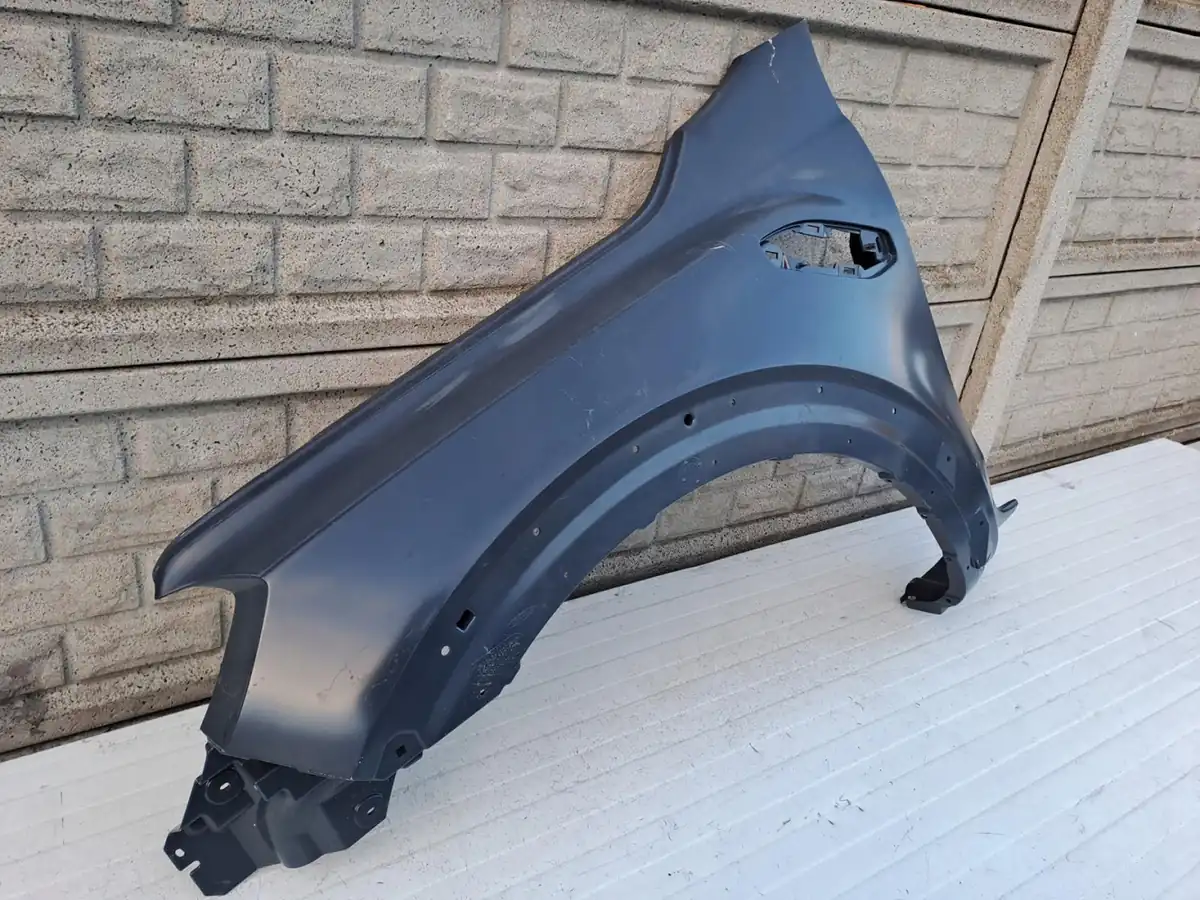 Aripa fata stanga Ford Raptor 2018 2022