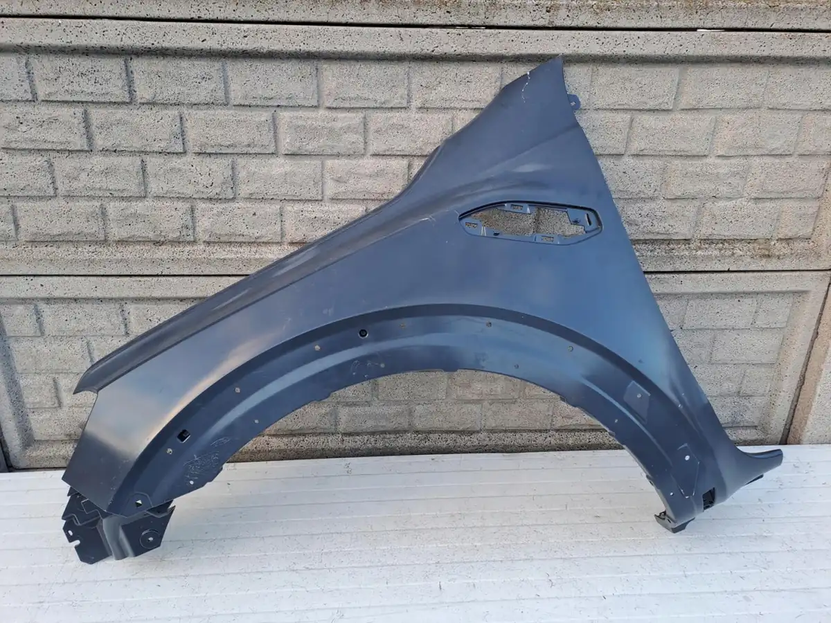Aripa fata stanga Ford Raptor 2018 2022