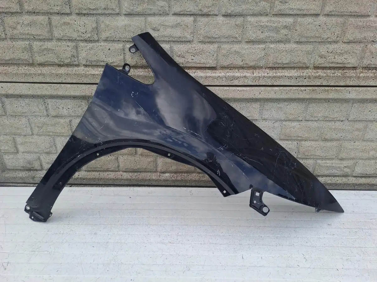 Aripa fata dreapta Honda Civic Ufo 06 13