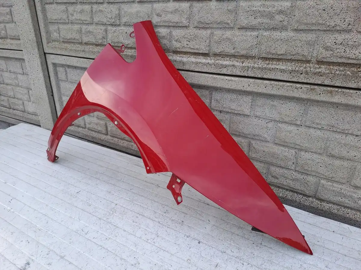 Aripa fata dreapta Honda Civic Ufo 06 13
