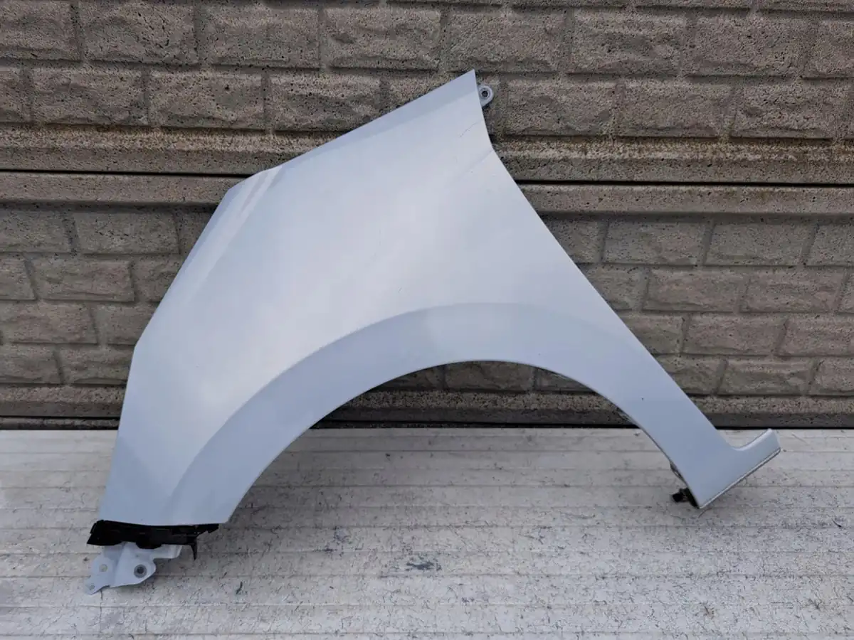 Aripa fata stanga Honda Jazz 2020 2025