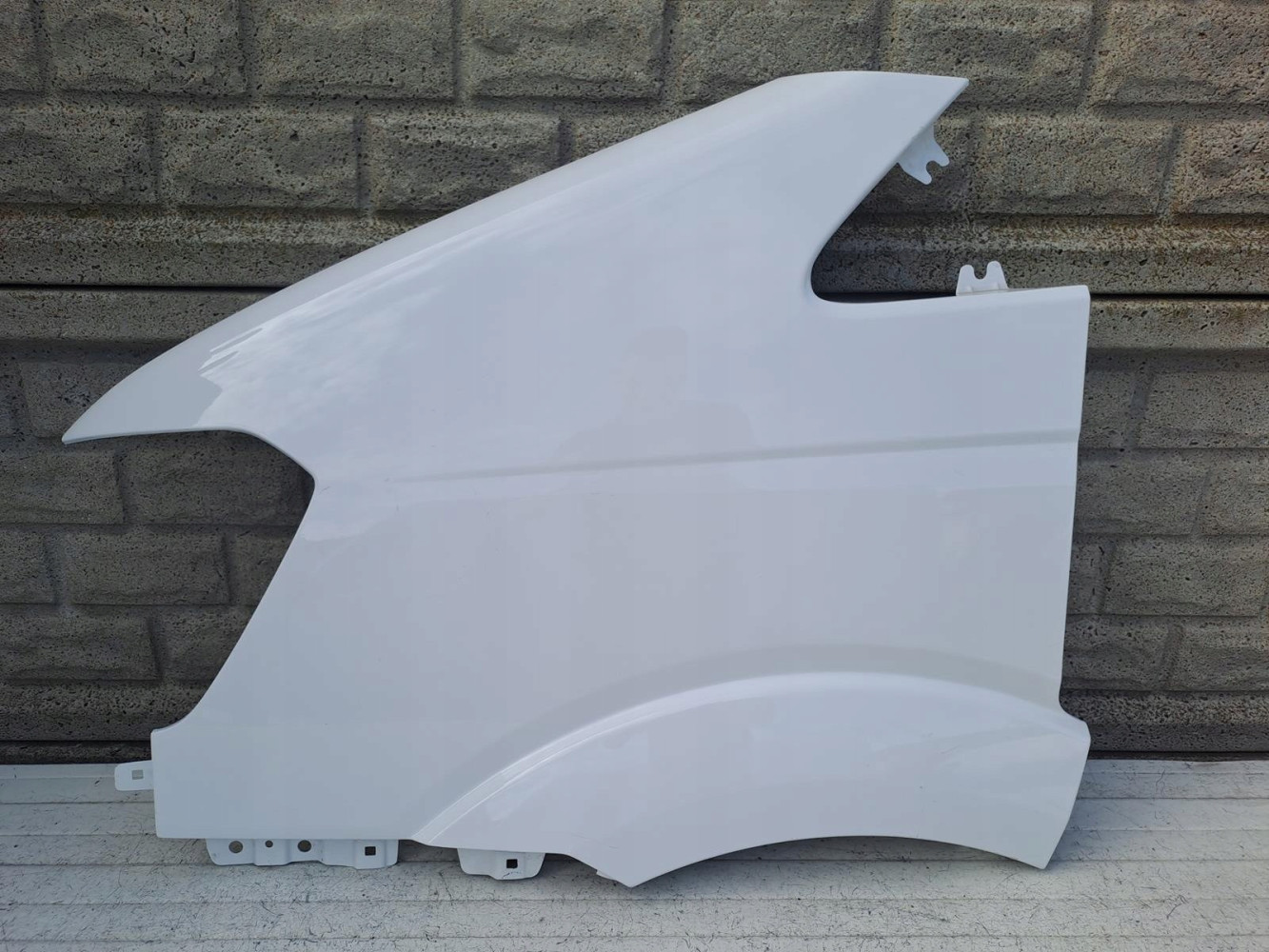 Aripa fata stanga Hyundai H350 2016 2020