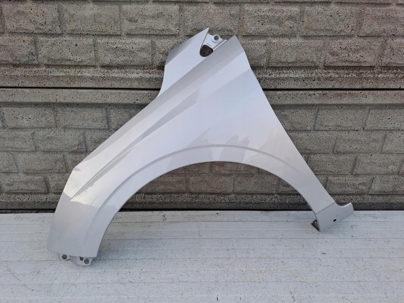 Aripa fata stanga Hyundai I20 21 24